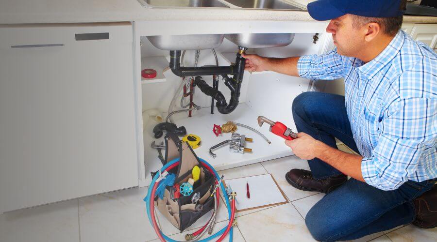 Professional Tankless Water Heater Installation in Falcon Heights, TX
